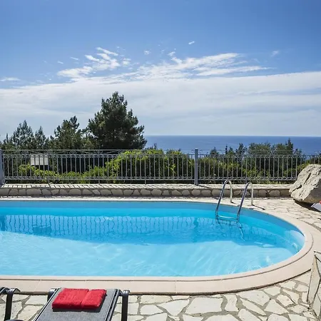 Fantastic View Villa *